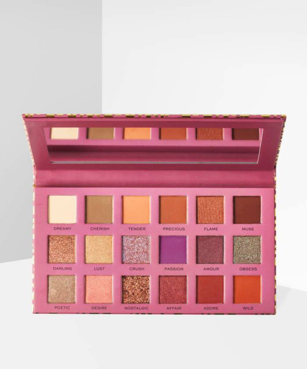 REVOLUTION New Neutral Romance Palette رفليوشن ظلال العيون